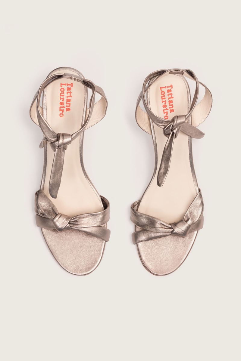 Imagem-do-produto-SANDALIA-LACE-UP-NO-MESTICO-NAKED-SALTO-FINO-PRATA-VELHO