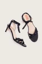 Imagem-do-produto-SANDALIA-LACE-UP-NO-MESTICO-NAKED-SALTO-FINO--PRETO