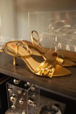 Imagem-do-produto-SANDALIA-LEILA-AMA-OURO