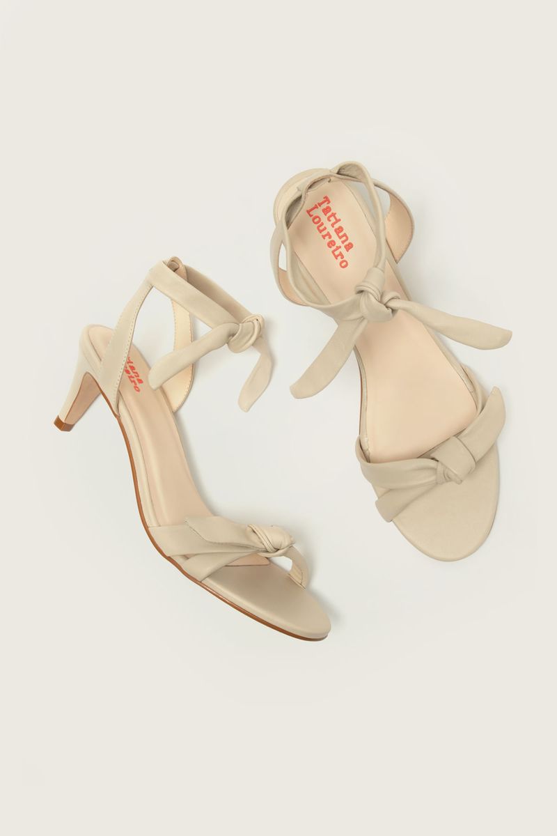 Imagem-do-produto-SANDALIA-LACE-UP-NO-MESTICO-NAKED-SALTO-FINO-OFF-WHITE