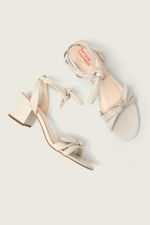 Imagem-do-produto-SANDALIA-LACE-UP-NO-MESTICO-NAKED-SALTO-BLOCO-OFF-WHITE