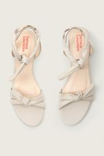 Imagem-do-produto-SANDALIA-LACE-UP-NO-MESTICO-NAKED-SALTO-BLOCO-OFF-WHITE