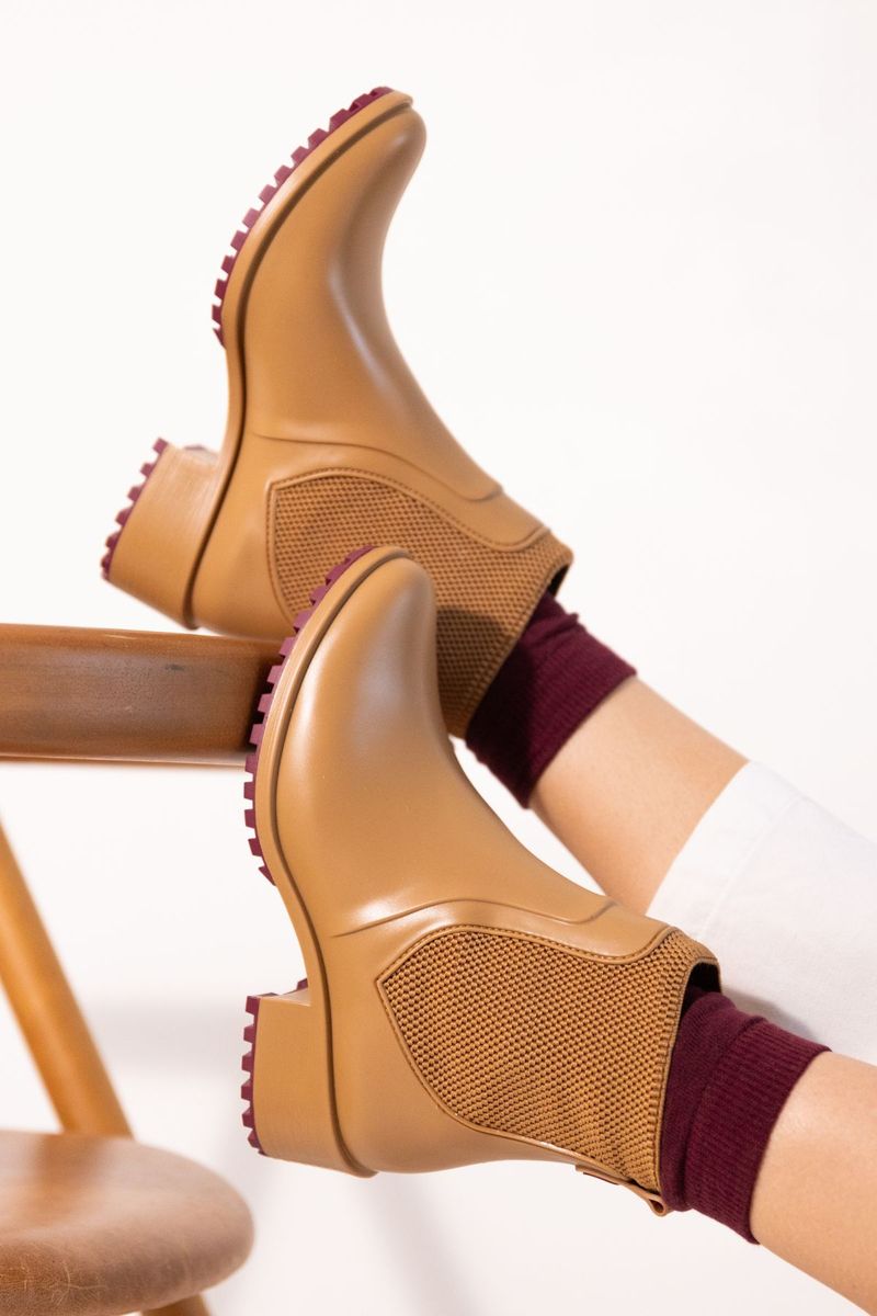 Imagem-do-produto-BOTA-ACQUA-TRATORADA-CAMEL