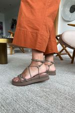 Imagem-do-produto-PAPETE-GLADIADORA-SPIKE-SQUARE-FLATFORM-RATO