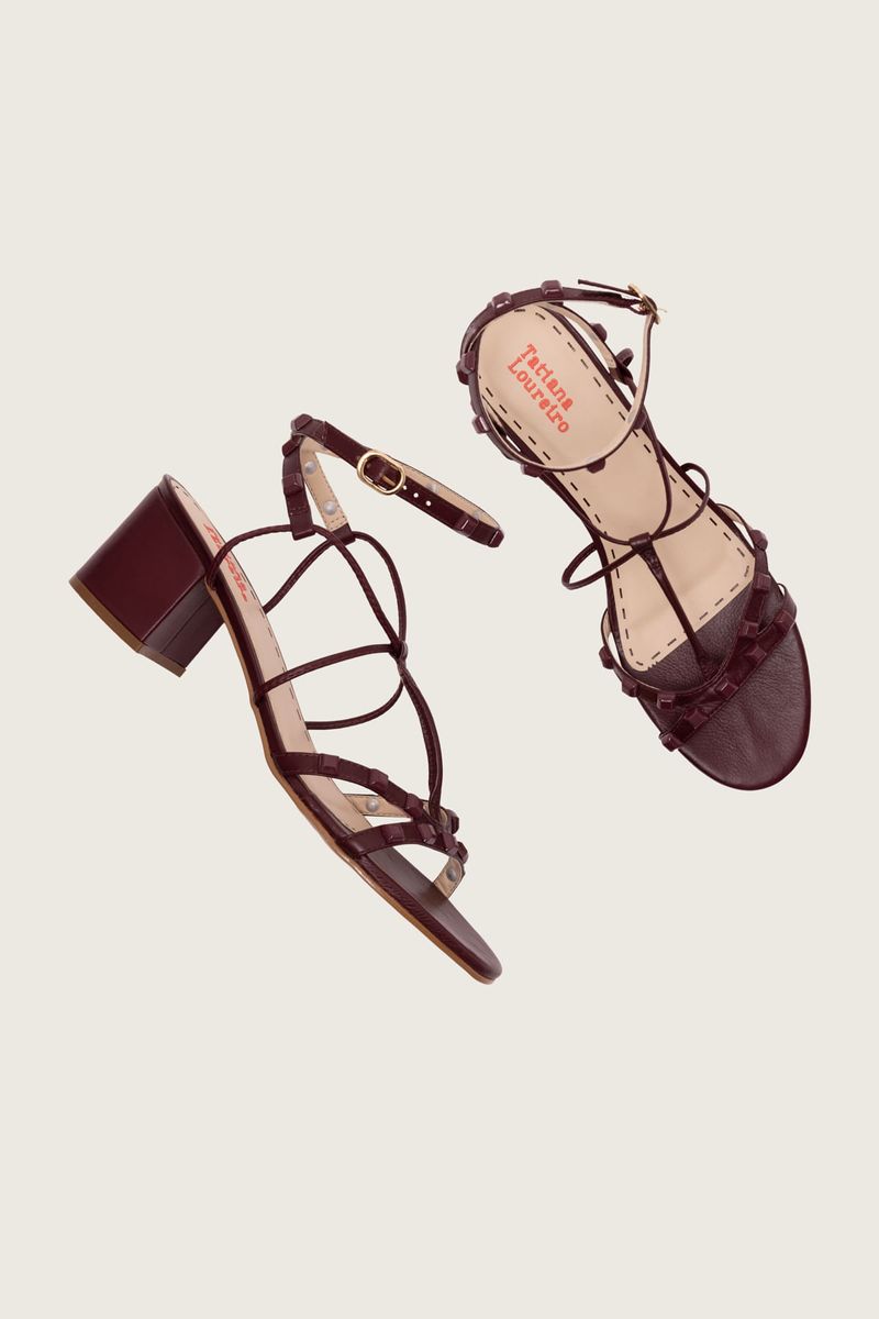 Imagem-do-produto-SANDALIA-GLADIADORA-SPIKE-SQUARE-MERLOT
