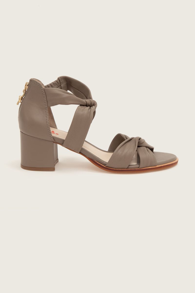 Imagem-do-produto-SANDALIA-NO-MESTICO-SALTO-BLOCO--PARA-PEITO-DE-PE-BAIXO---TAUPE