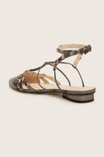Imagem-do-produto-SAPATILHA-GLADIADORA-SPIKE-SQUARE-BICO-FINO-CARBONO-FORRO-DE-COURO