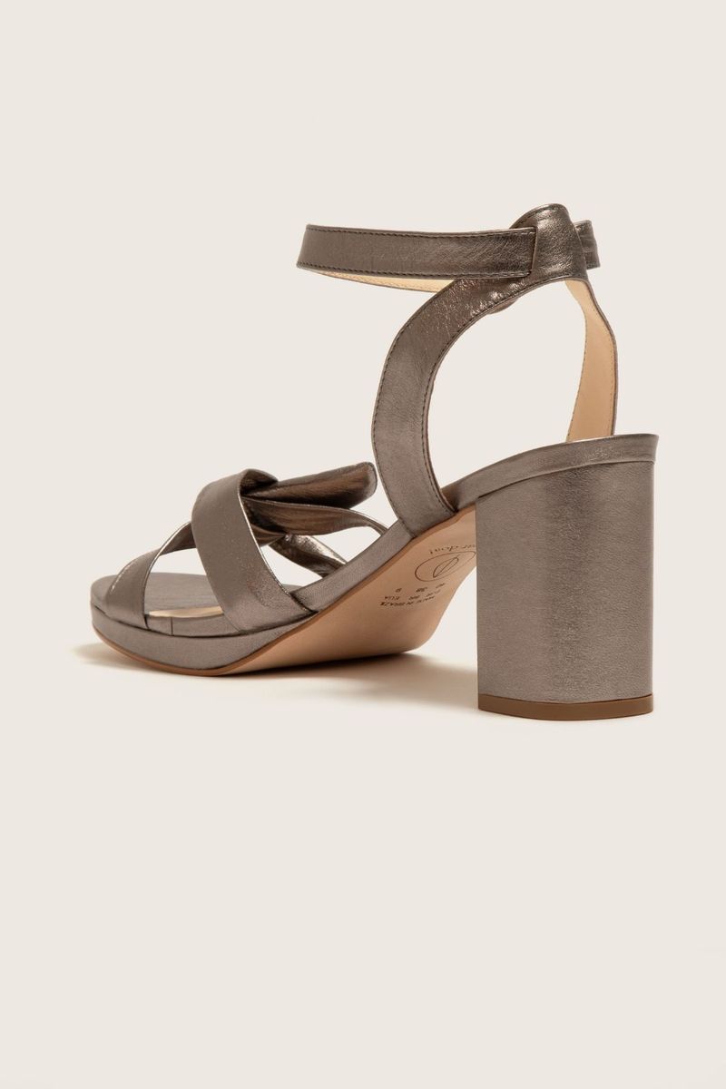 Imagem-do-produto-SANDALIA-LACE-UP-NO-MESTICO-MEIA-PATA-SALTO-BLOCO-GRAFITE