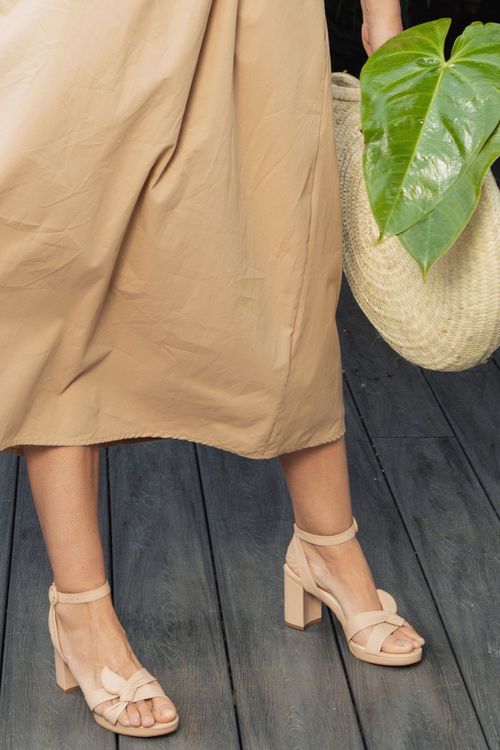 SANDÁLIA LACE UP NÓ MESTIÇO MEIA PATA SALTO BLOCO PELE