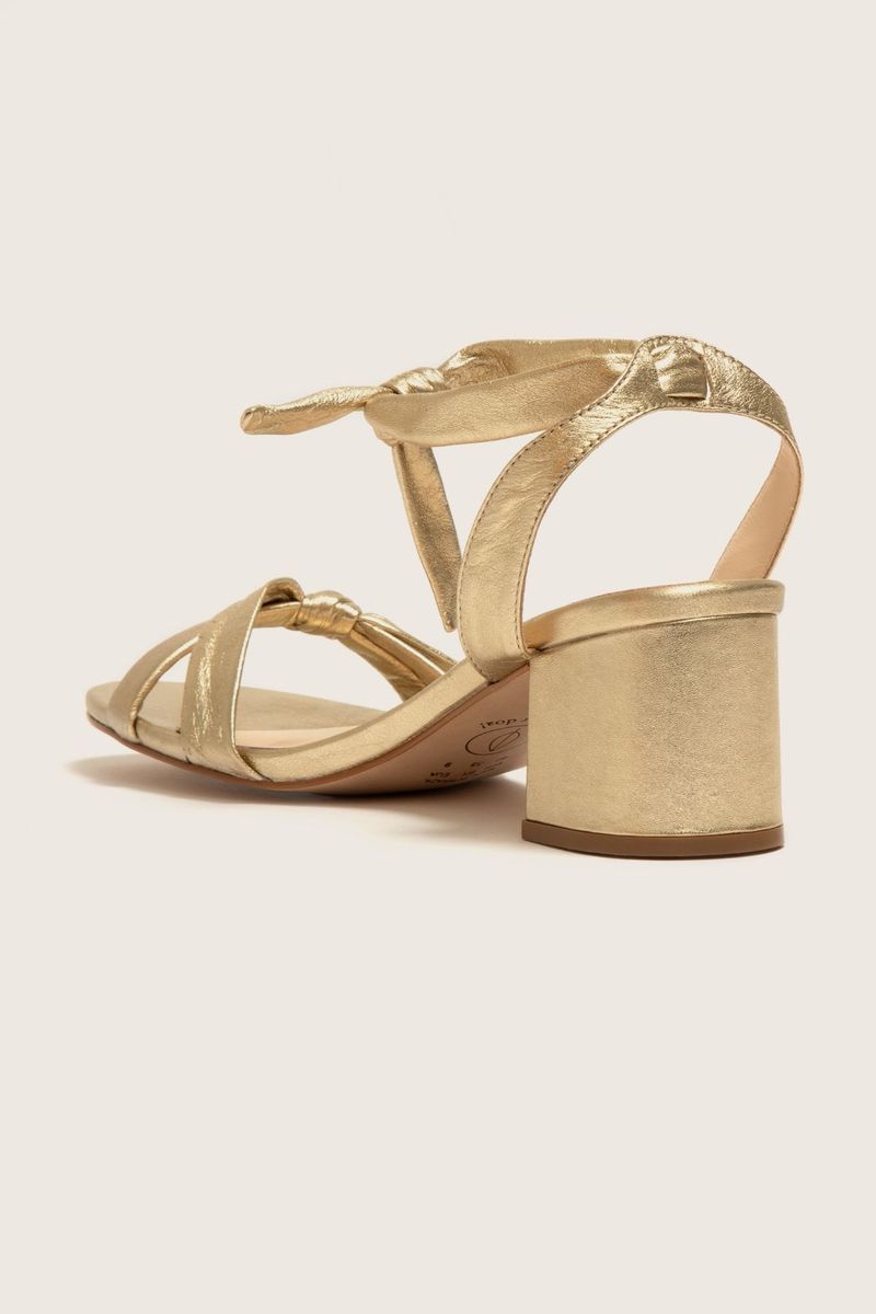 Imagem do produto SANDÁLIA LACE UP NÓ MESTIÇO NAKED SALTO BLOCO OURO