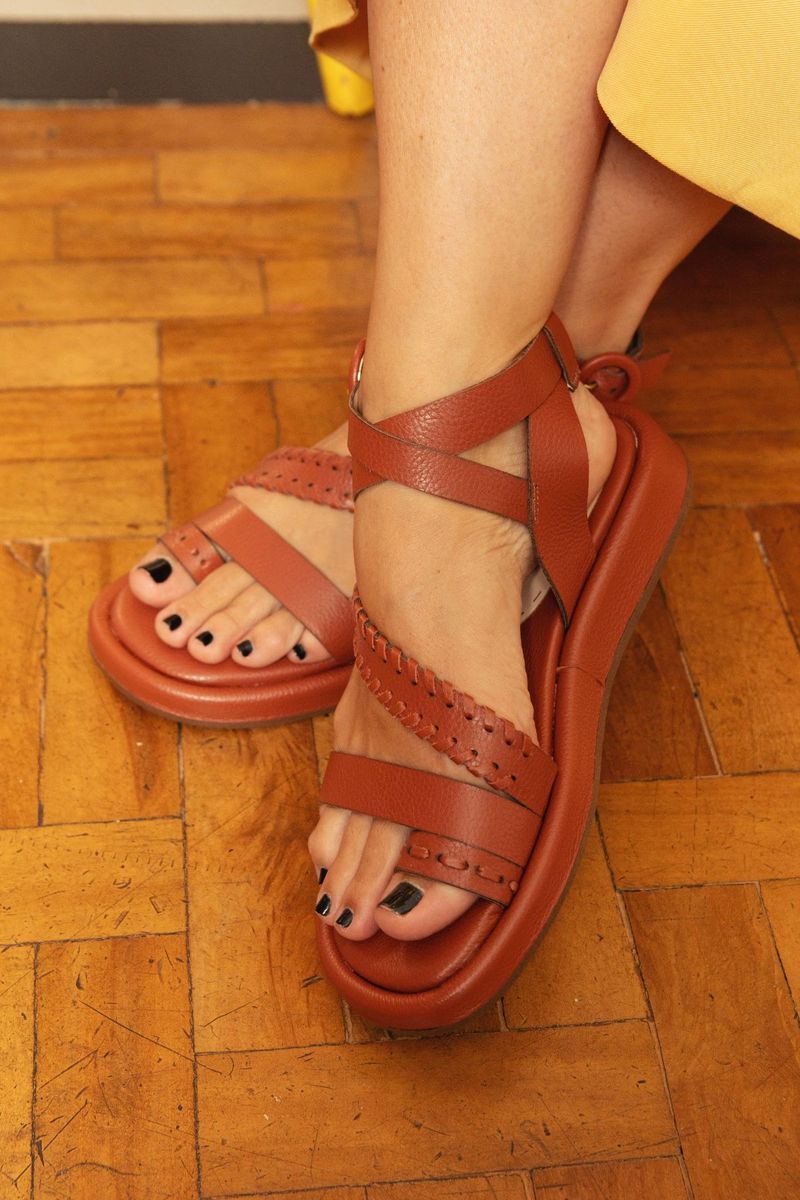1572v25-149-Papete-flatform-celeiro-whisky-02