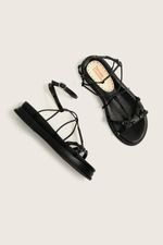 1222C-2-Papete-Gladiadora-Spike-Square-Flatform-Forro-de-Couro-preto-01