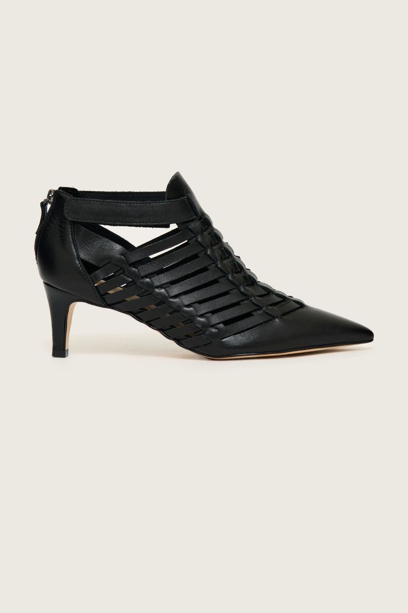 1596i25-2-ankle-boot-bico-fino-stripes-preto--2-.jpg