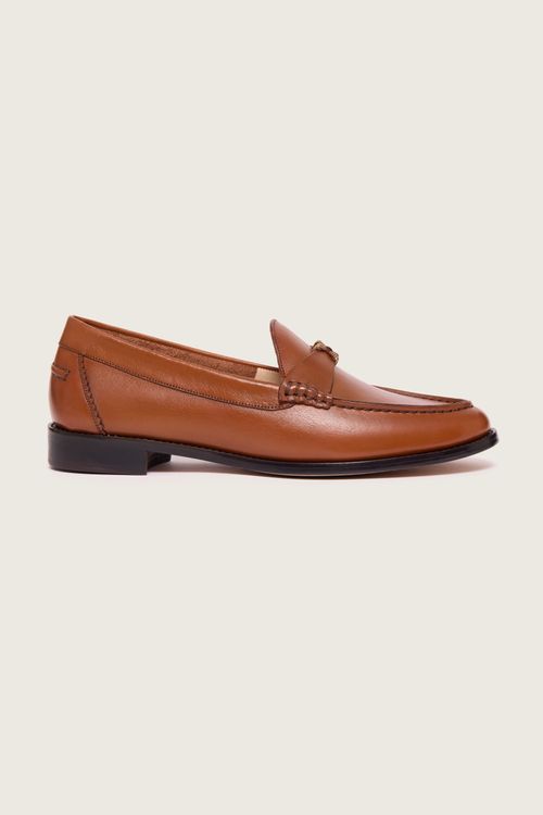 LOAFER METAL X FORRO DE COURO CARAMELO