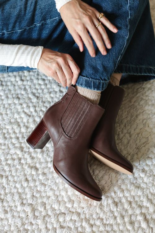 BOTA CHELSEA SALTO BLOCO CAFÉ