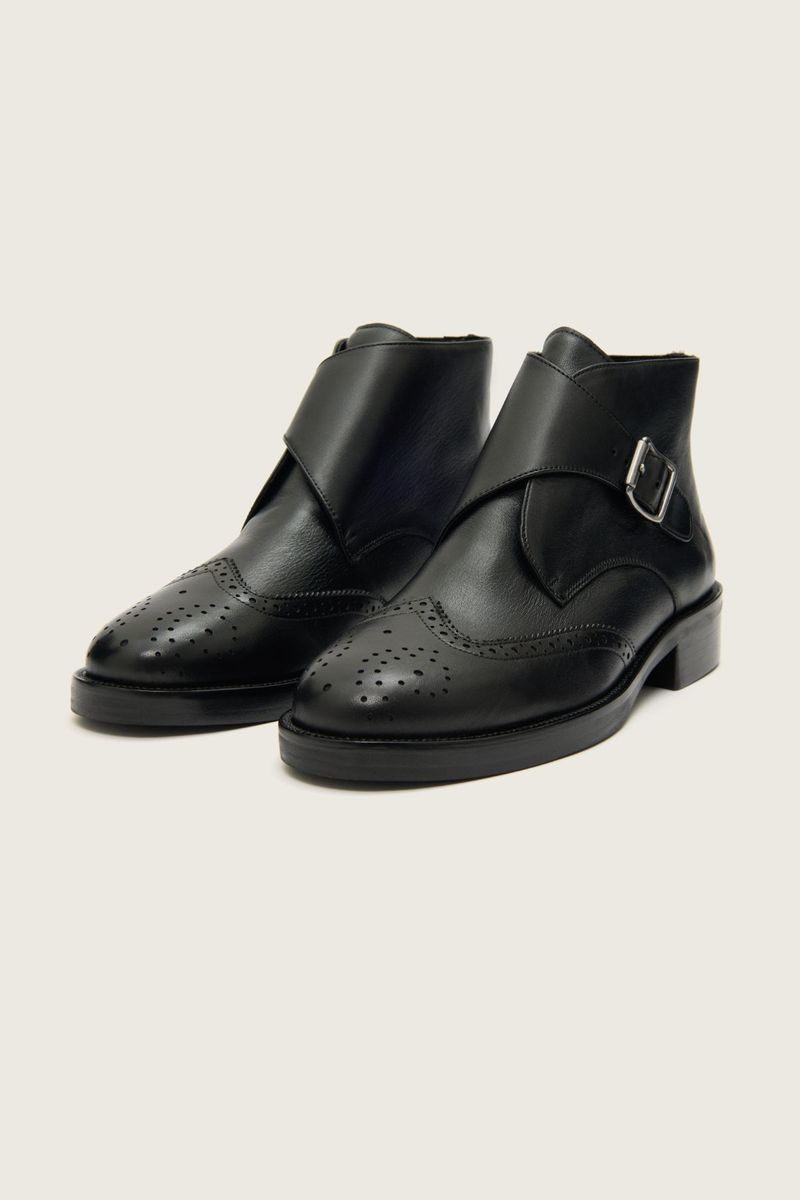 1573I25-2_Bota_urban_Brogue_preto--4-.jpg