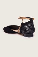 1586I25-2-Sapatilha-Bico-Fino-Lace-Up-Tramas-preto--3-