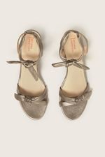 Imagem-do-produto-SANDALIA-LACE-UP-NO-MESTICO-NAKED-SALTO-BLOCO-PRATA-VELHO