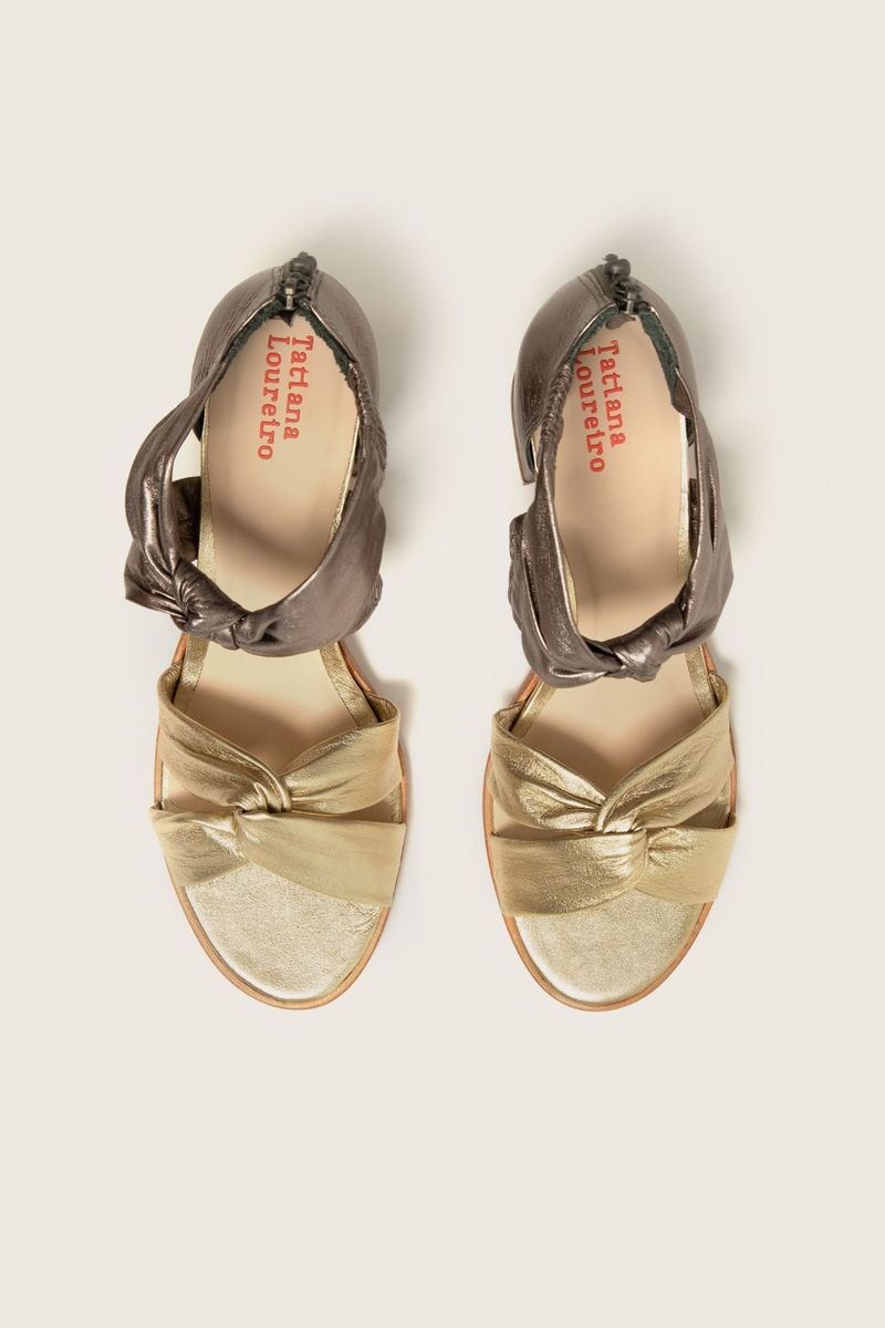 892-196_Sandalia_No_Mestico_Salto_Bloco_para_peito_pe_alto_ouro_prata_05