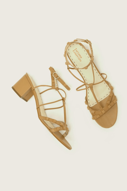 SANDÁLIA GLADIADORA SPIKE SQUARE FORRO DE COURO CAQUI