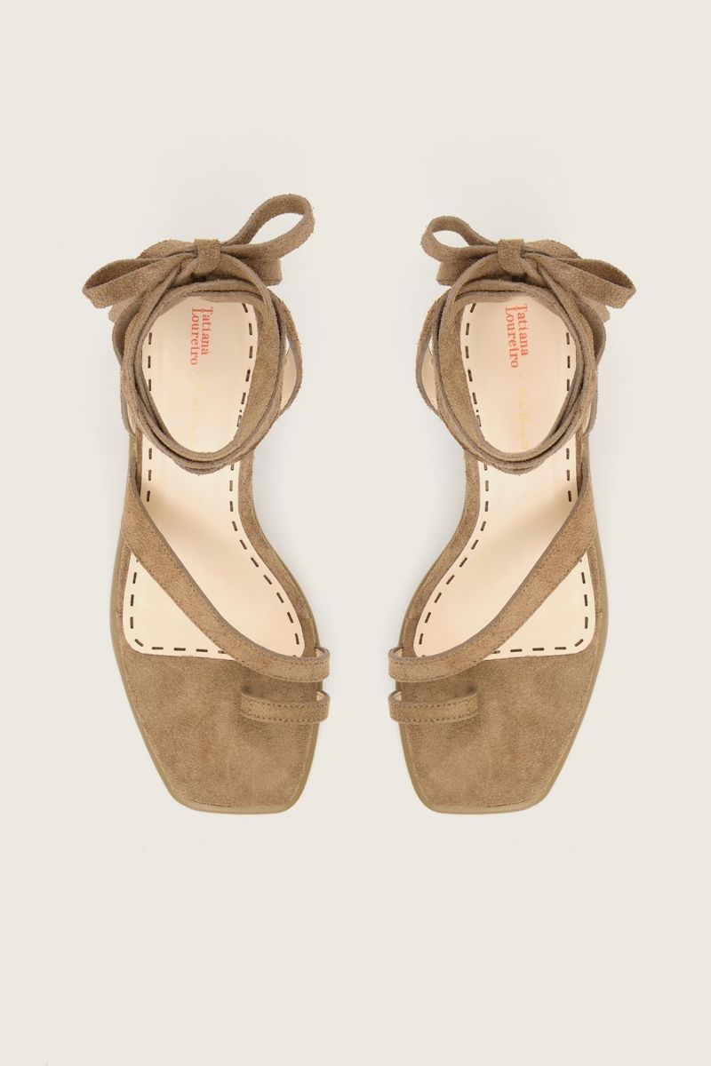 1700V26-76-SANDALIA-BIA-PEROTTI-RATO--3-