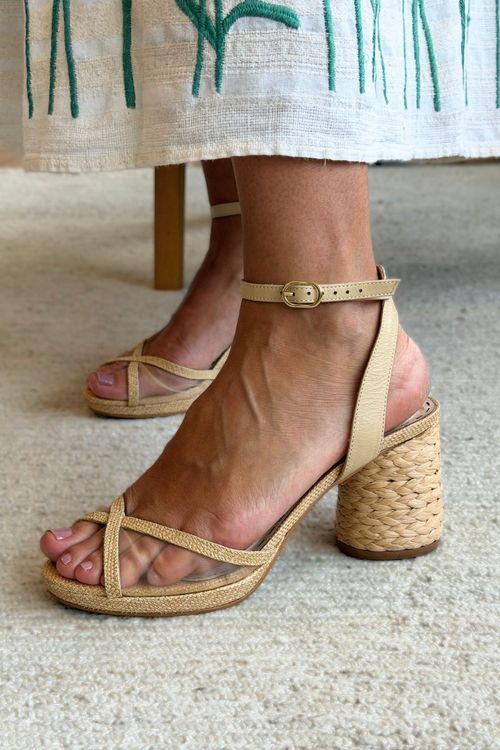 SANDÁLIA MEIA PATA TULE NATURAL
