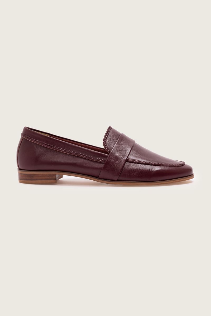 1133C-332_mocassim_soft_merlot_03.jpg