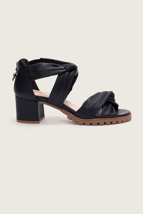 SANDÁLIA NÓ MESTIÇO SALTO BLOCO TRACTOR (PARA PEITO PÉ ALTO) PRETO