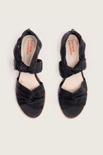 Imagem-do-produto-SANDALIA-NO-MESTICO-SALTO-BLOCO-TRACTOR--PARA-PEITO-PE-ALTO--PRETO