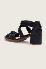 Imagem-do-produto-SANDALIA-NO-MESTICO-SALTO-BLOCO-TRACTOR--PARA-PEITO-PE-BAIXO--PRETO