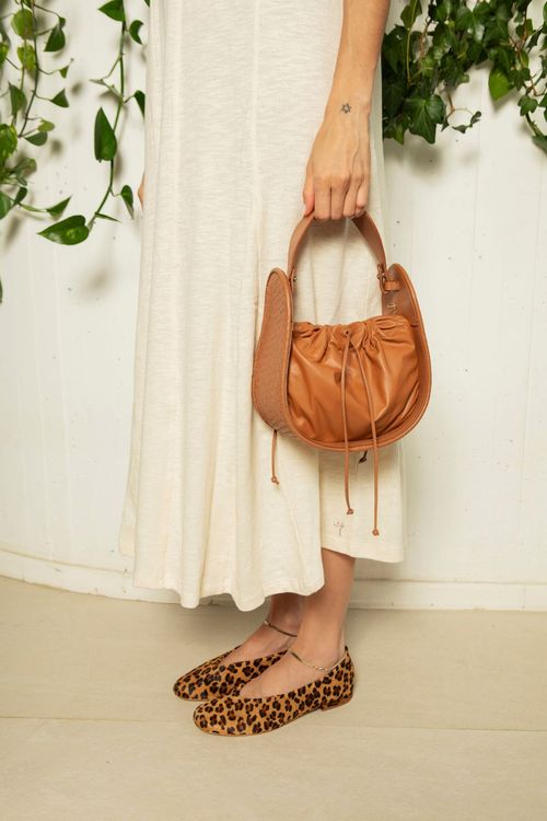 BOLSA SACO TRESSÊ MARROM CLARO