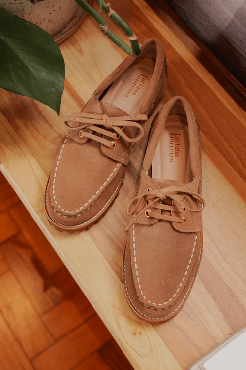 MOCASSIM DOCKSIDER TRATORADO TAUPE