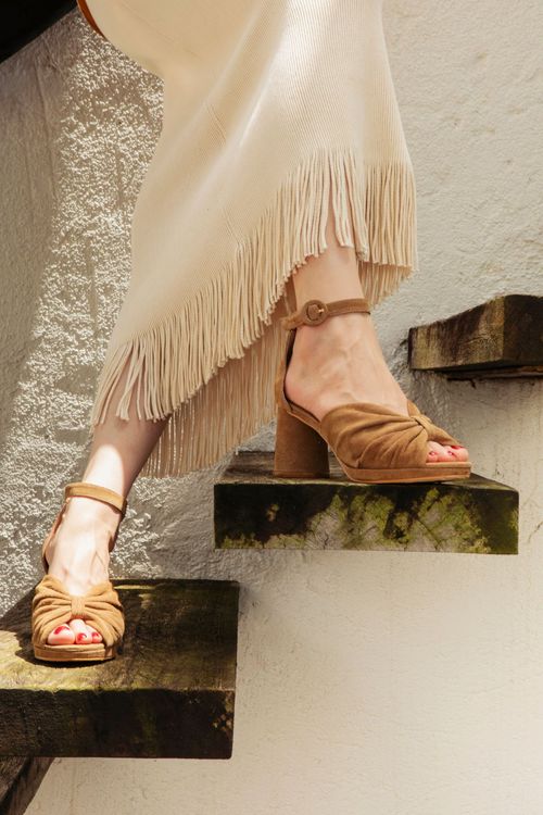 SANDÁLIA MEIA PATA FRANZIDA TAUPE