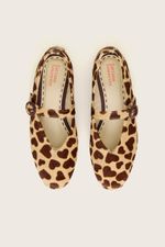 1882I26-412_SAPATILHA_PELO_FIVELA_PELO_CORACAO_BEGE--2-