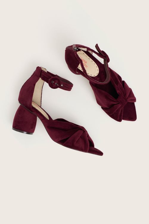 SANDÁLIA  FRANZIDA BICO FOLHA BORDÔ