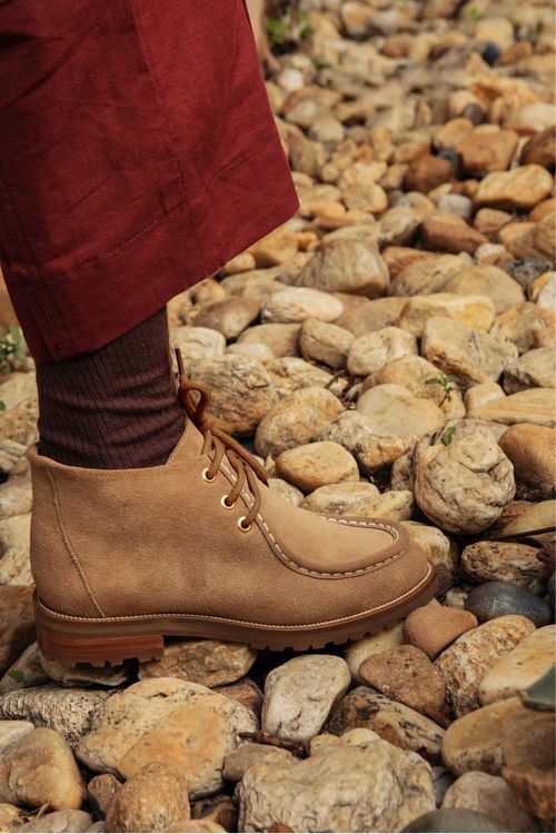 BOTA CANADIAN TAUPE