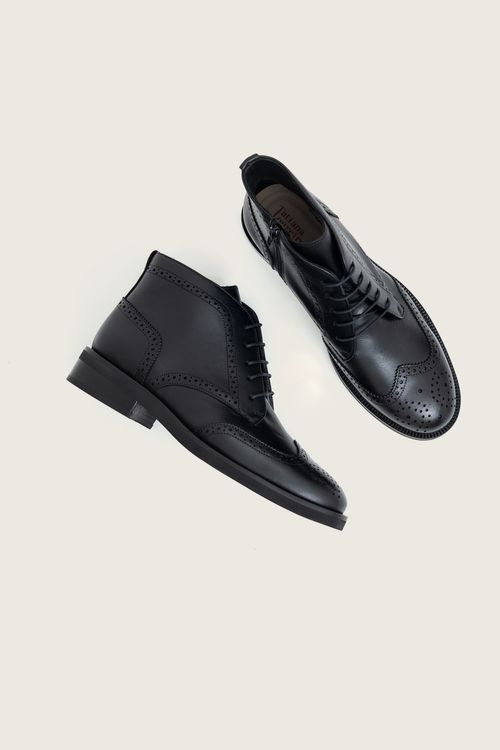 BOTA COTURNO BROGUE PRETO