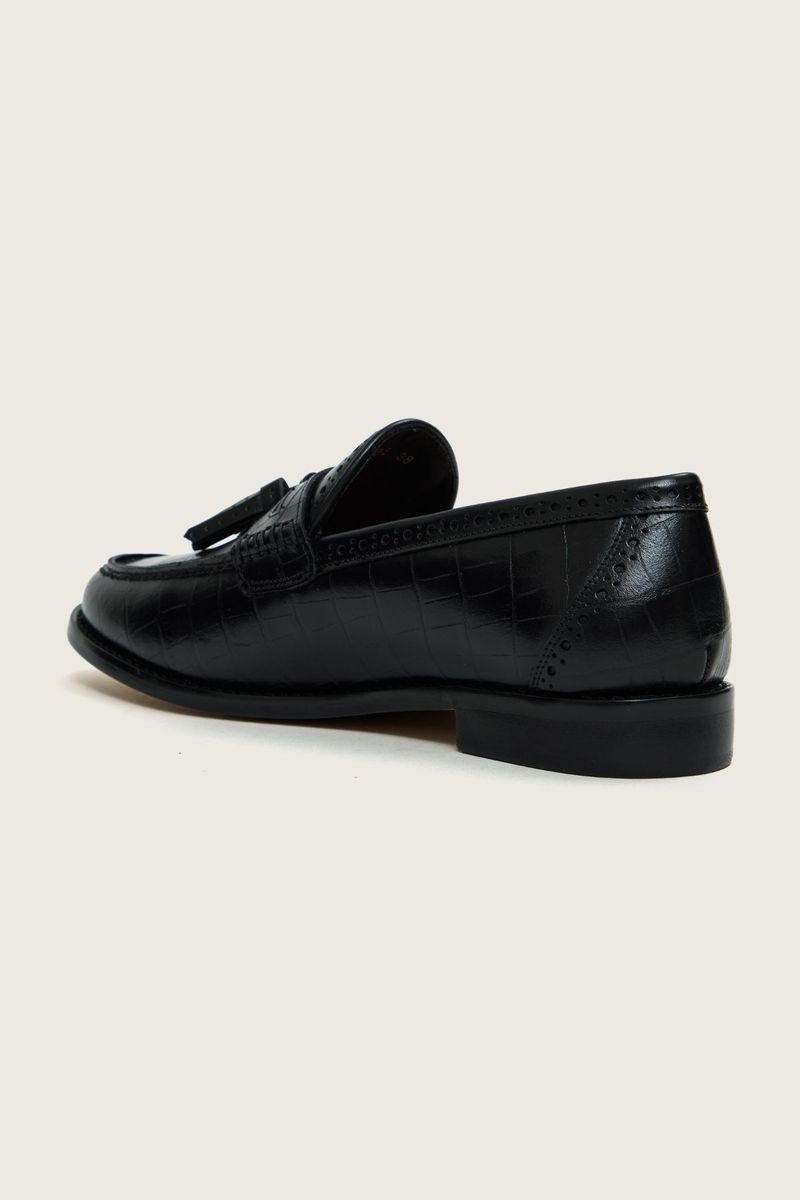 1879I26-2-MOCASSIM-BROGUE-PRETO--2-