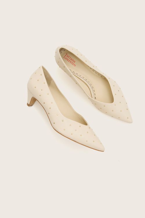 SCARPIN BICO FINO STUDS MACADÂMIA