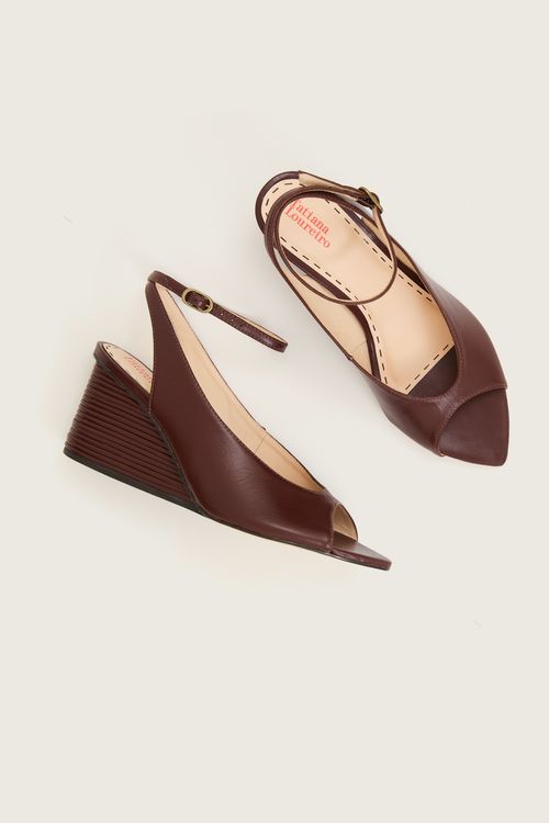 PEEP TOE ANABELA FILETADA PINHÃO