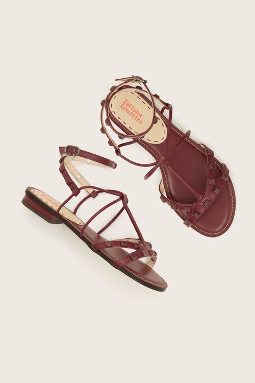 RASTEIRA GLADIADORA SPIKE SQUARE FORRO DE COURO MERLOT